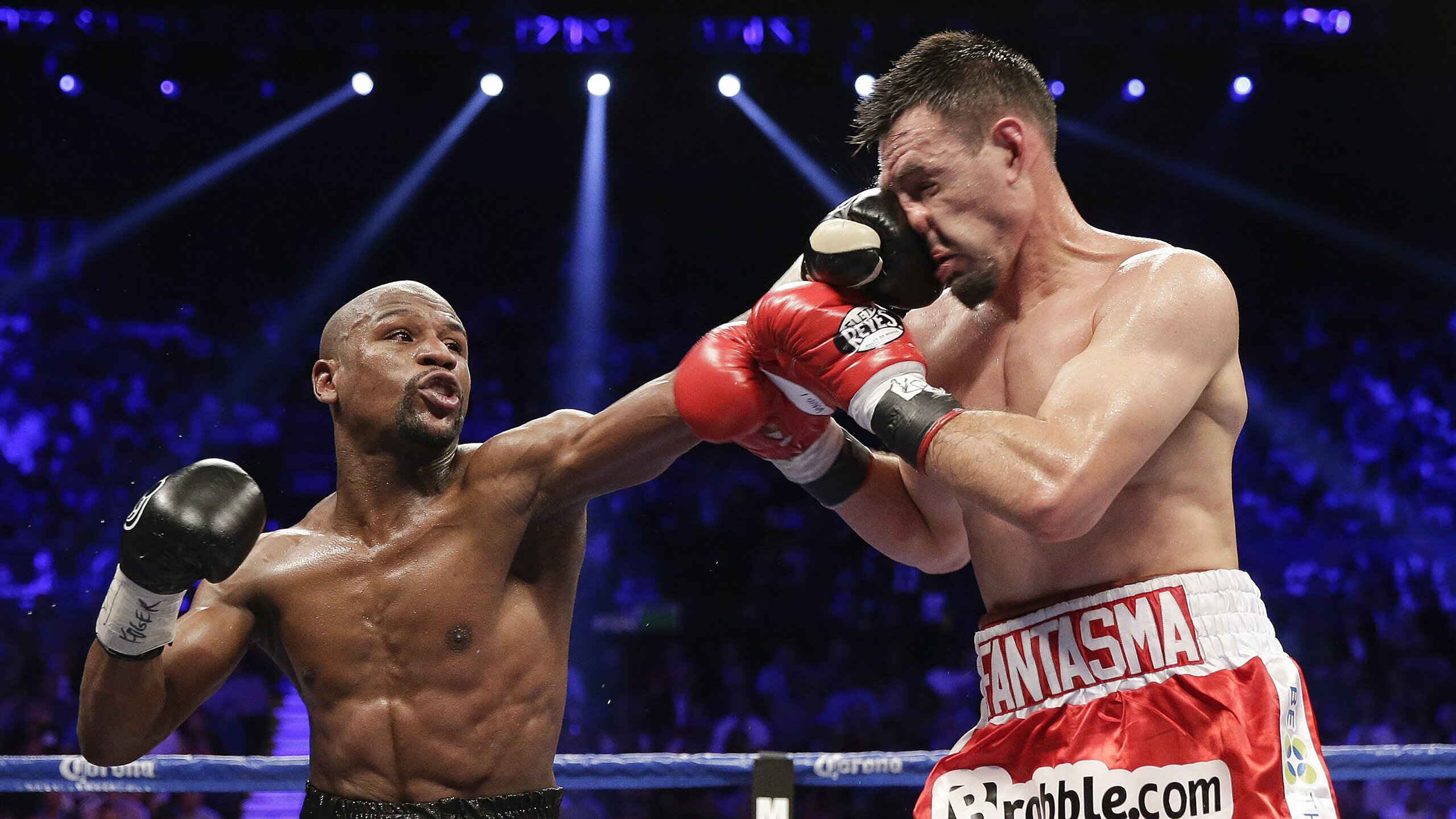 图片报：杰克逊进球后告慰的人，是自己的塞内加尔朋友，杰克尔杰克逊